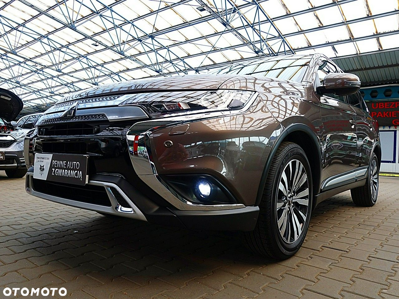 Mitsubishi Outlander - 9