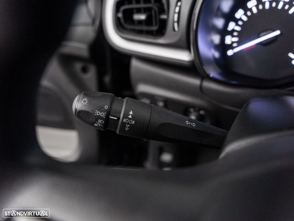 Citroën C3 1.2 PureTech Feel - 19