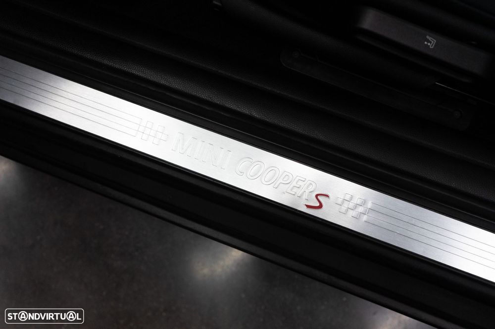 MINI 3 Portas Cooper S Auto - 27