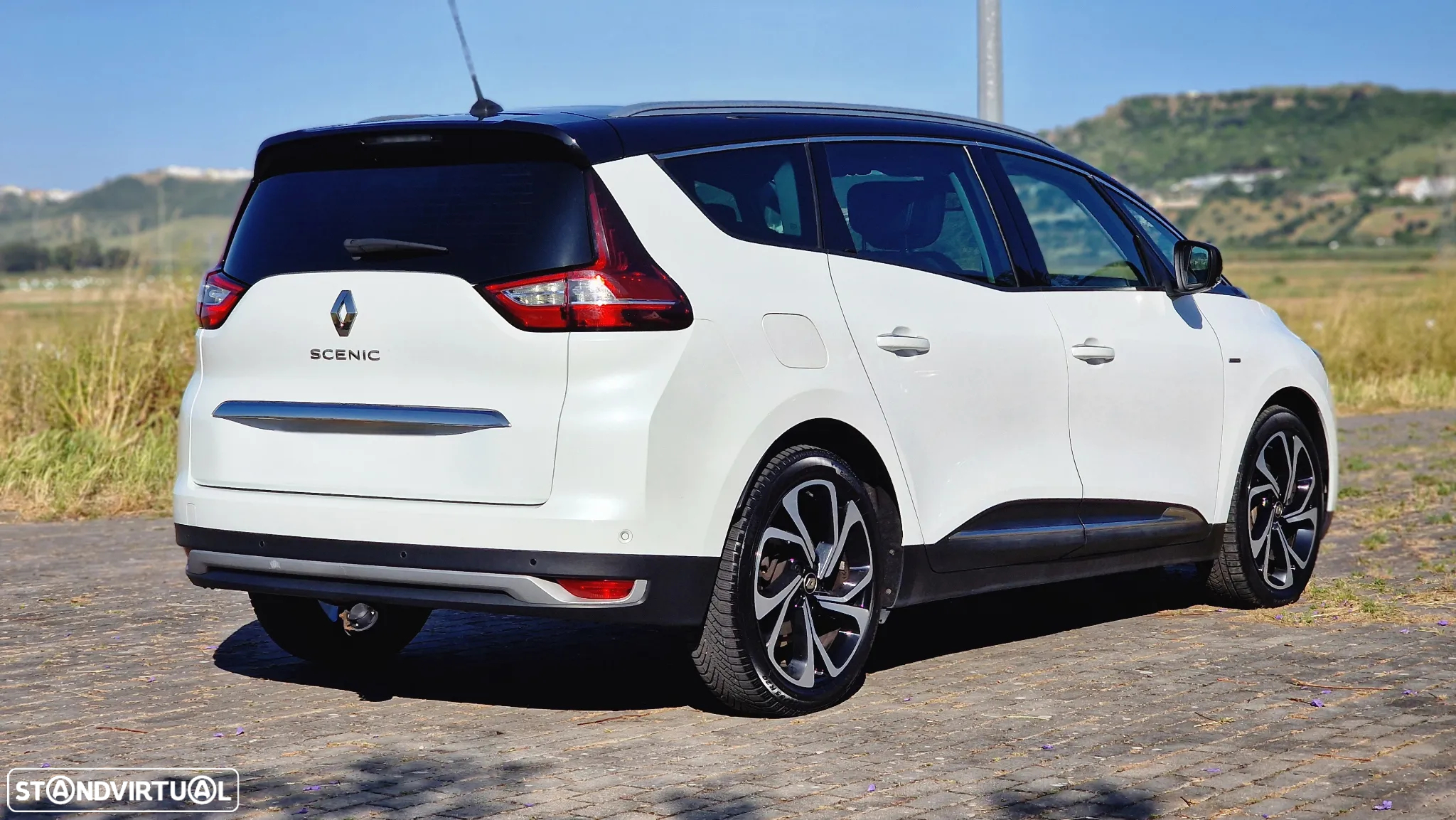 Renault Grand Scénic 1.5 dCi Bose Edition EDC SS - 3