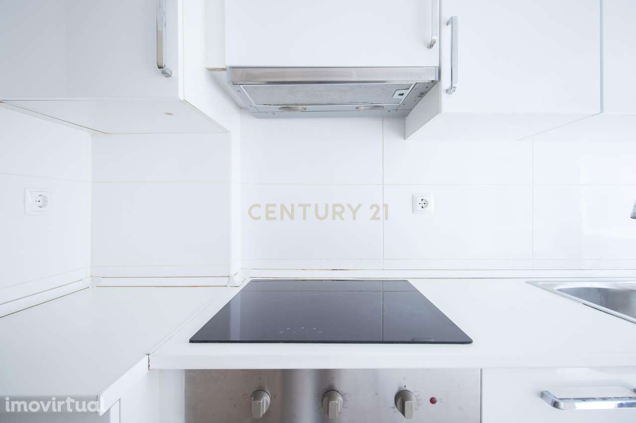 Apartamento T2 Totalmente Remodelado | Moscavide, Lisboa - Grande imagem: 3/25