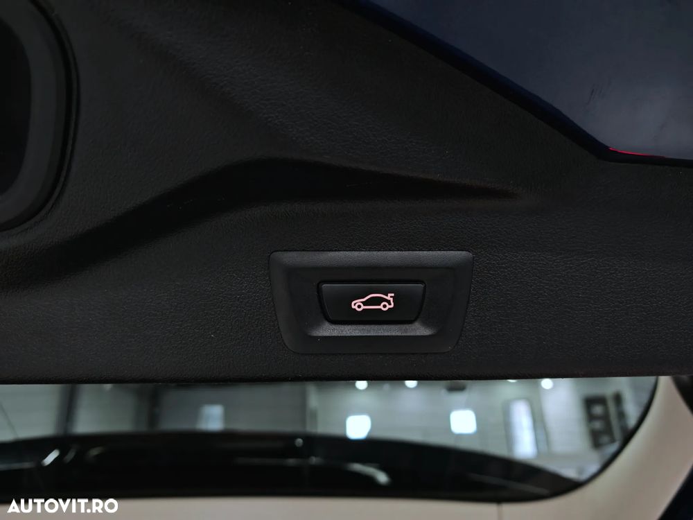 BMW X5 xDrive30d - 33