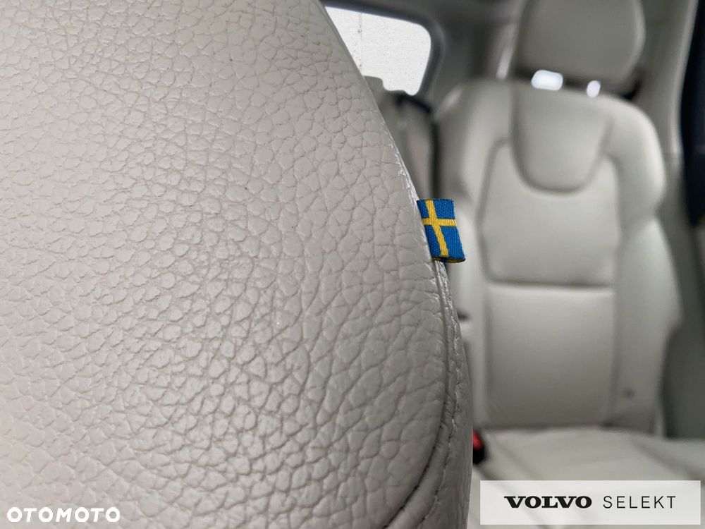 Volvo XC 90 - 27