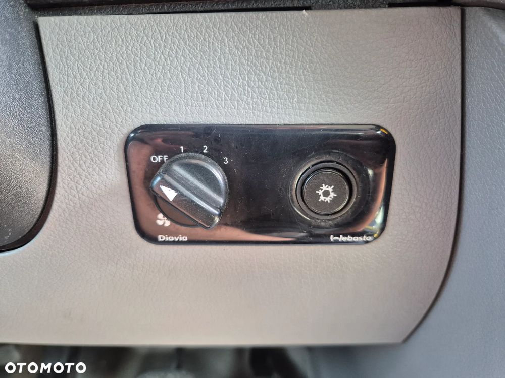 Volkswagen CRAFTER / SPROWADZONY / KLIMA / EEV - 31