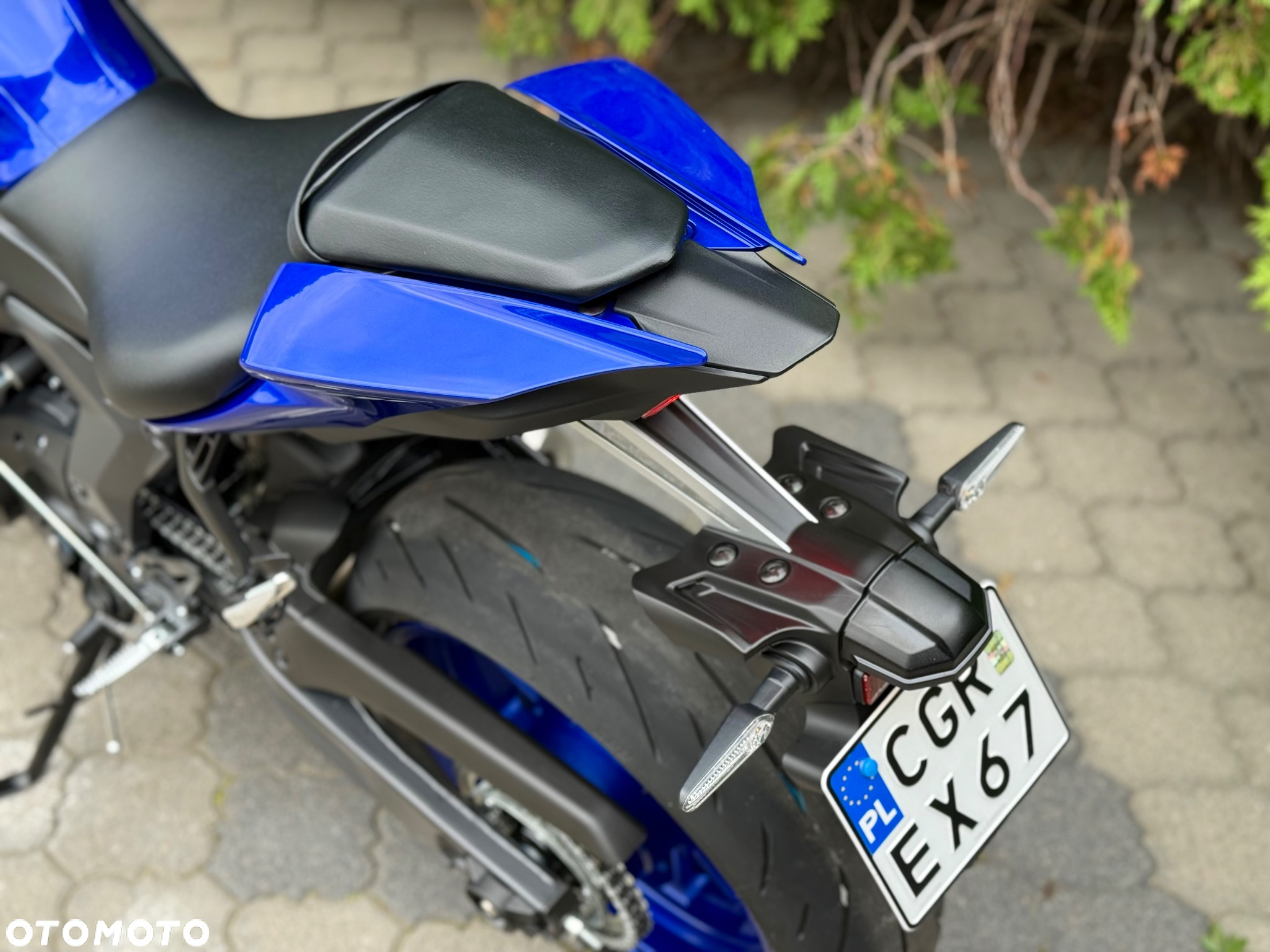 Yamaha R7 - 38
