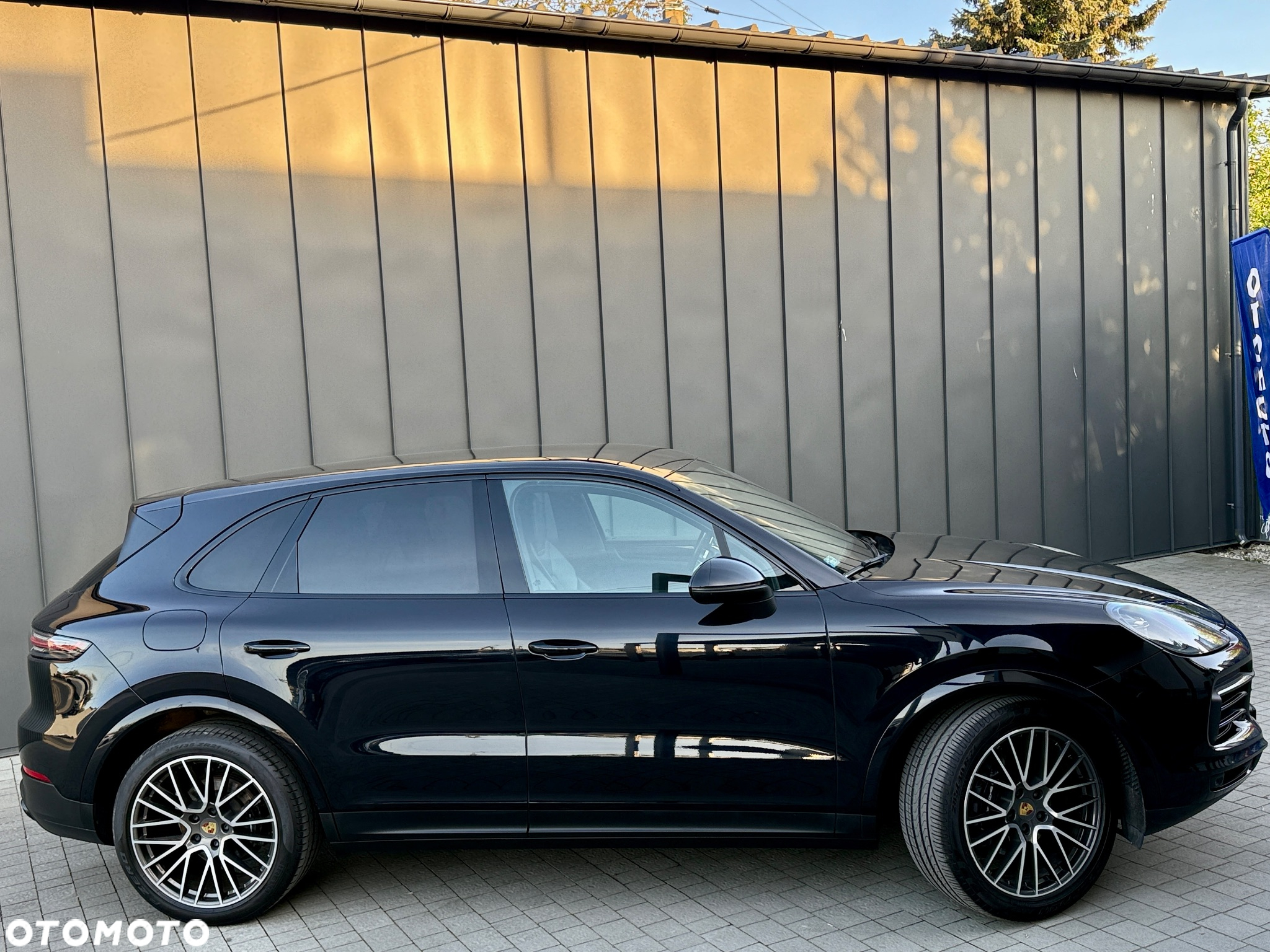 Porsche Cayenne Standard - 18