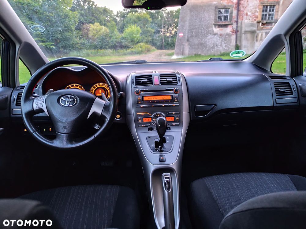 Toyota Auris 1.6 VVT-i Prestige MM - 14