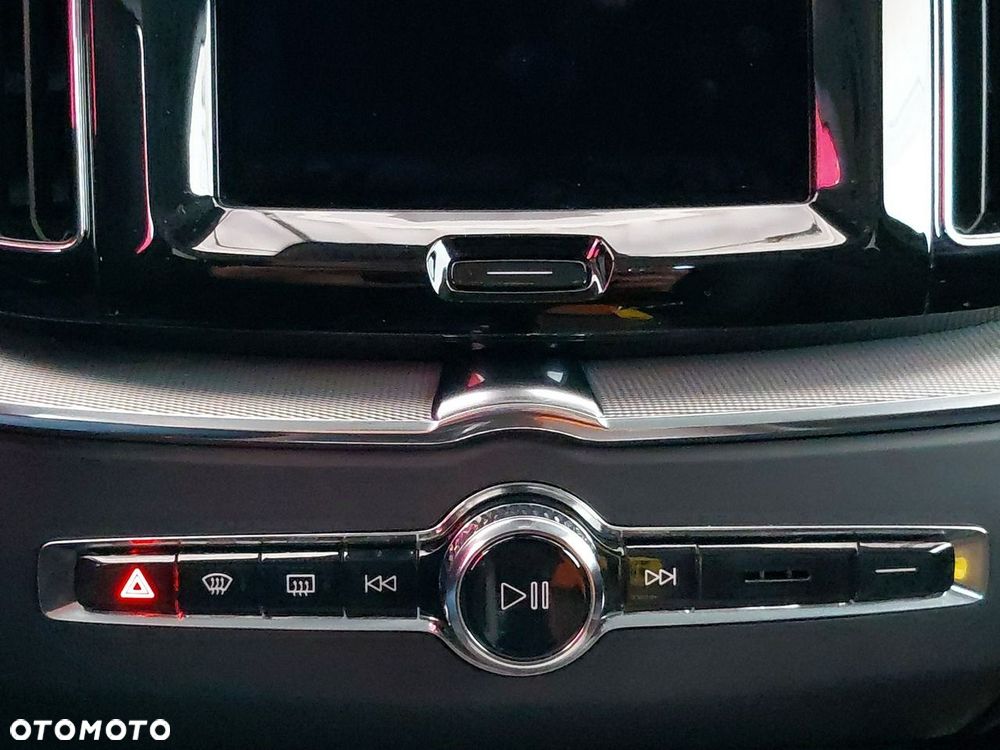 Volvo XC 60 - 32