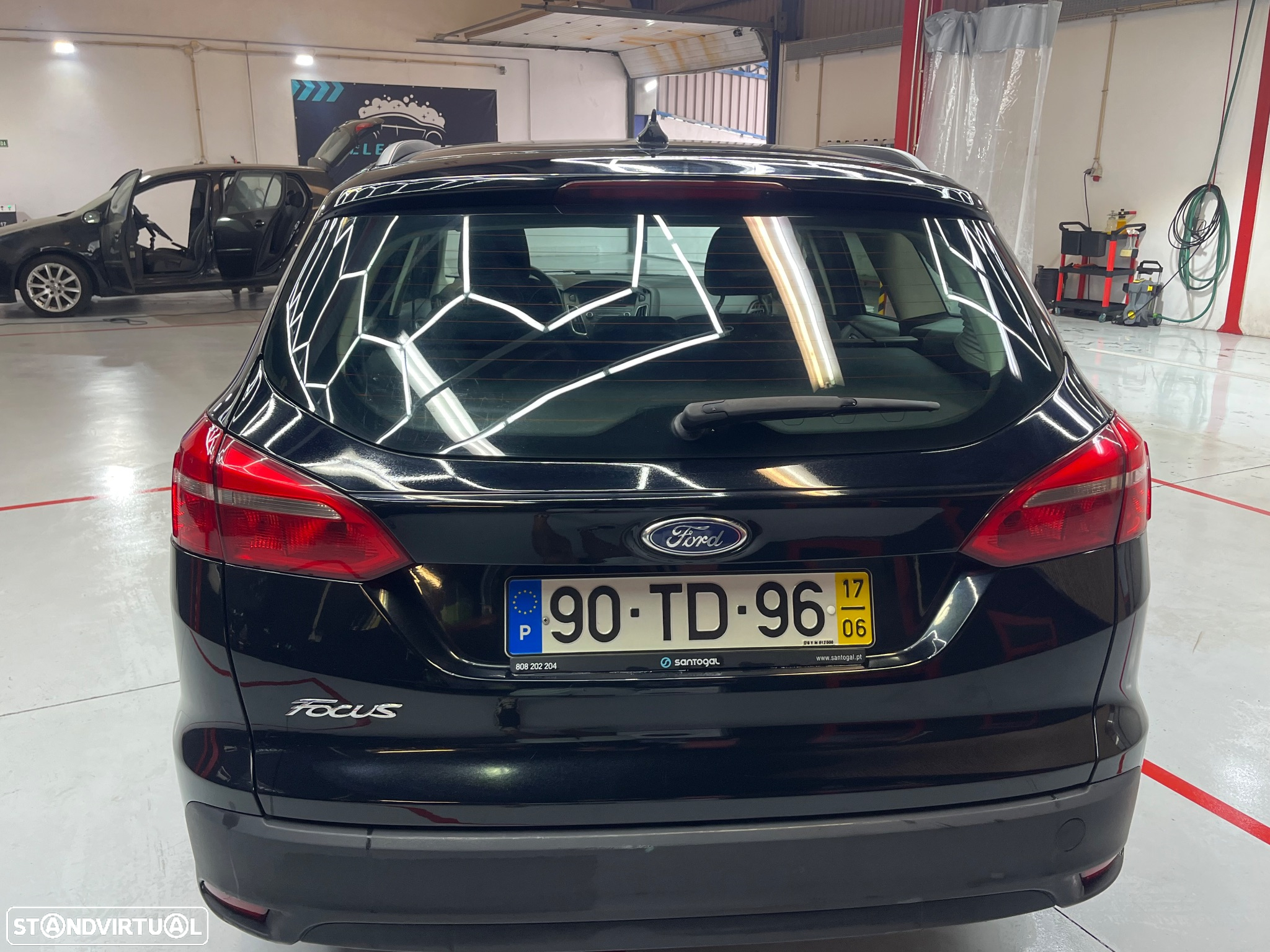 Ford Focus SW 1.5 TDCi Trend+ - 8