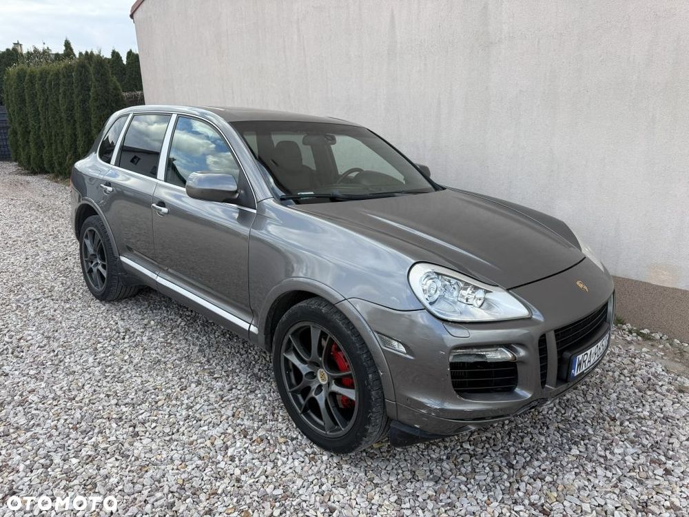 Porsche Cayenne Turbo - 3