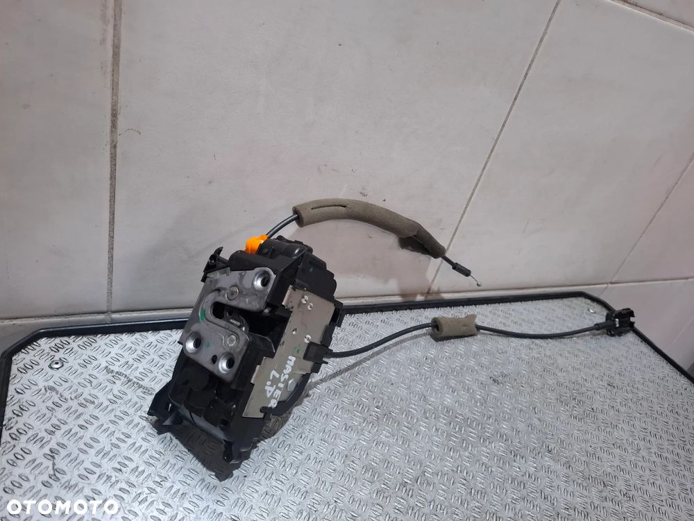 Zamek drzwi lewy przód Renault Master III 2018 rok nr 805030009R - 1