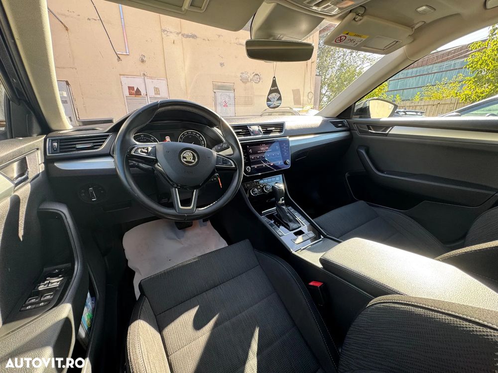 Skoda Superb 2.0 TDI DSG Active - 10
