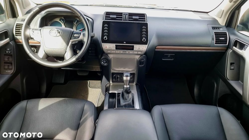 Toyota Land Cruiser 2.8 D-4D Automatik Executive - 31