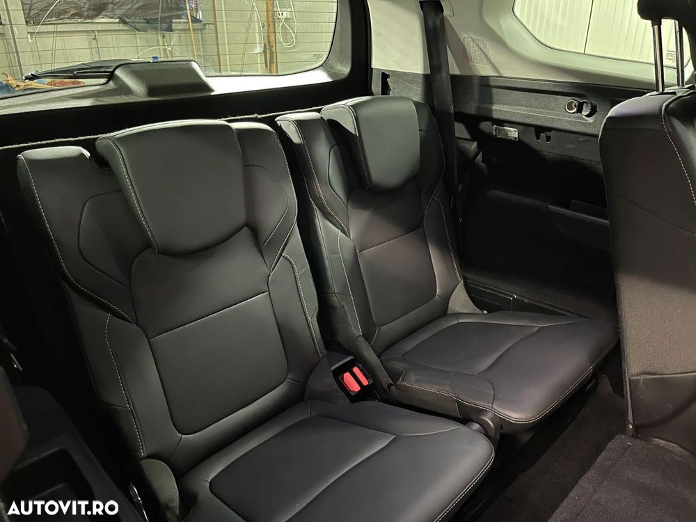 Renault Grand Scenic - 12