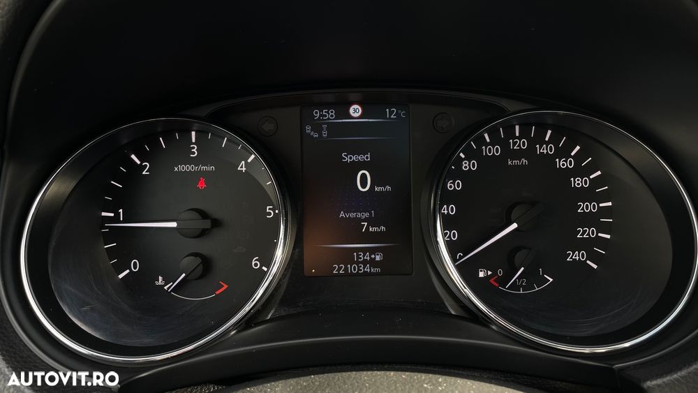 Nissan Qashqai 1.6 DCI Start/Stop Tekna - 32
