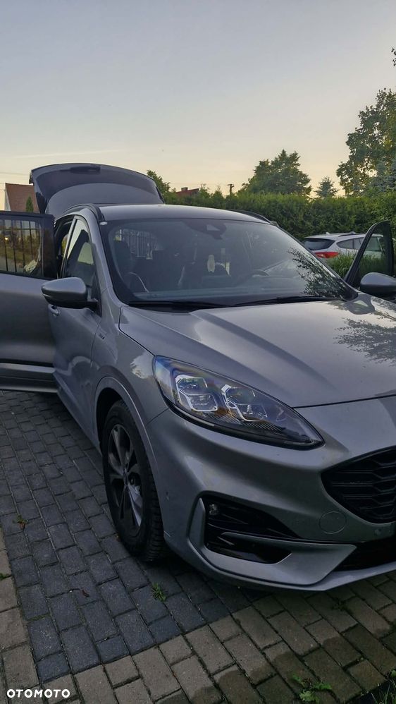 Ford Kuga 1.5 EcoBoost FWD ST-Line - 1