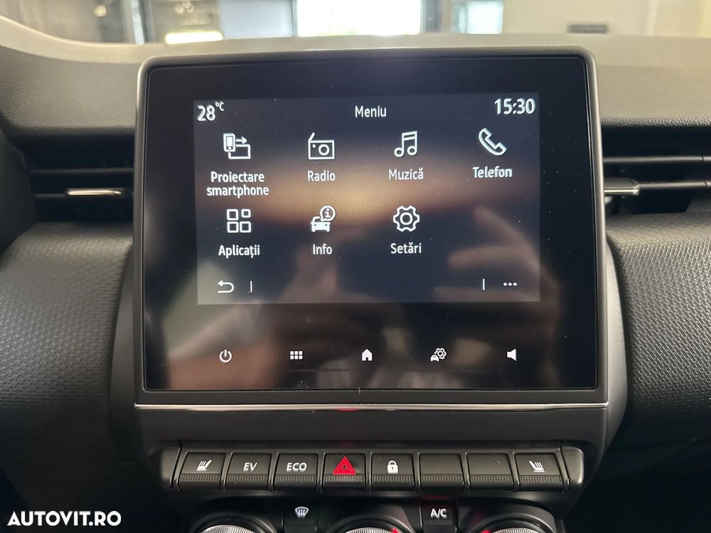 Renault Clio - 22