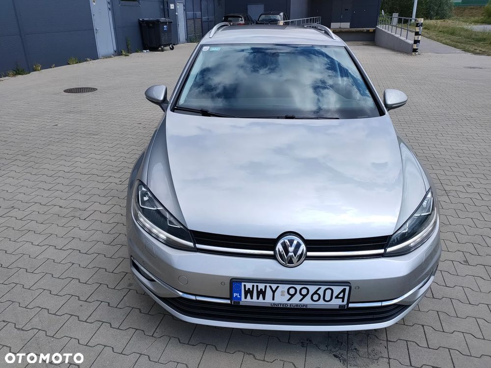Volkswagen Golf - 25
