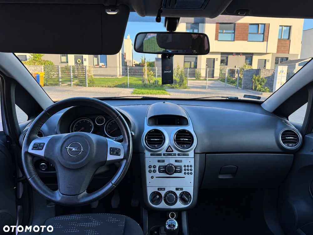 Opel Corsa - 6