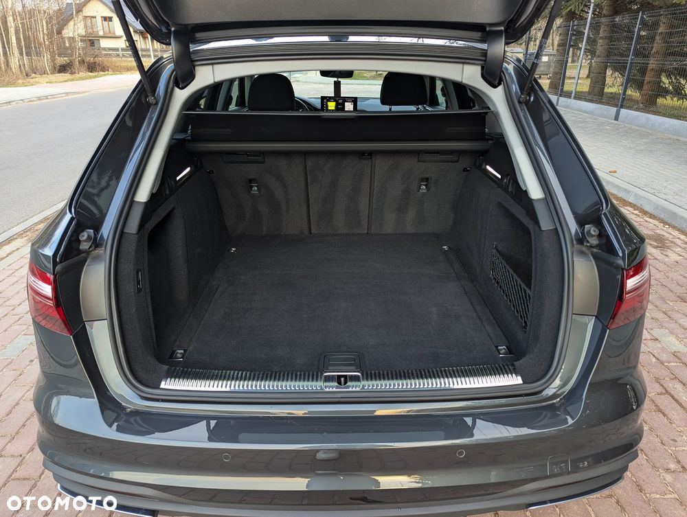Audi A4 Avant 30 TDI S tronic advanced - 11