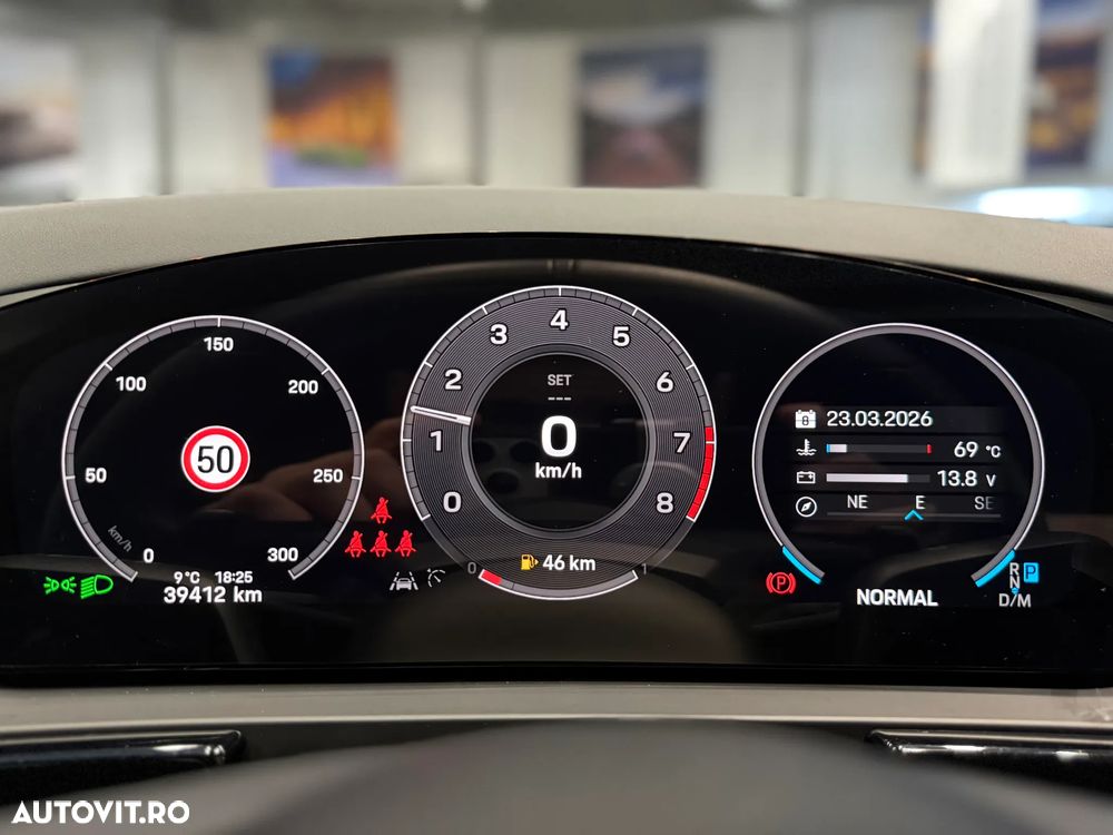 Porsche Cayenne - 35