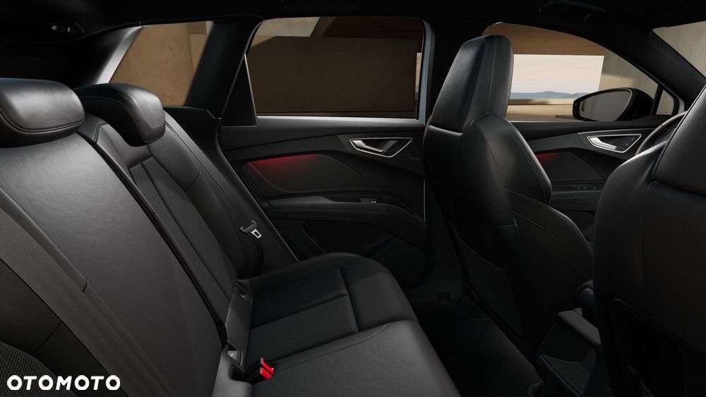 Audi Q4 e-tron - 12