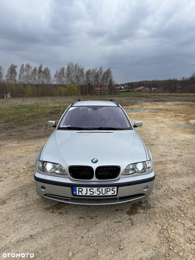 BMW Seria 3 330ix - 2