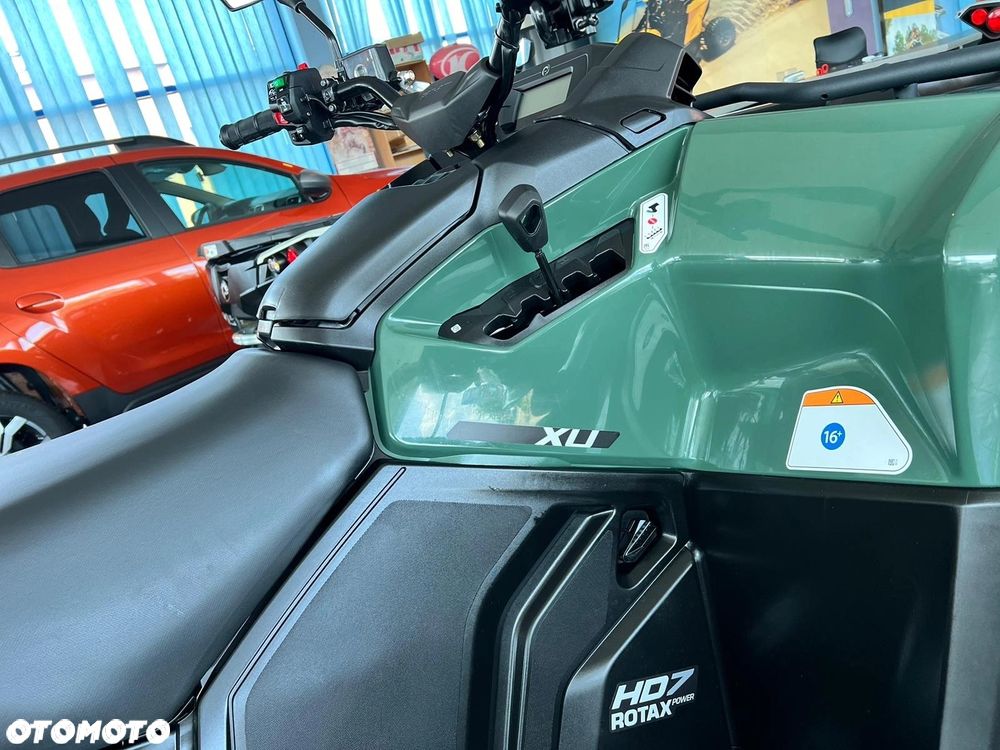 Can-Am Outlander Max - 5