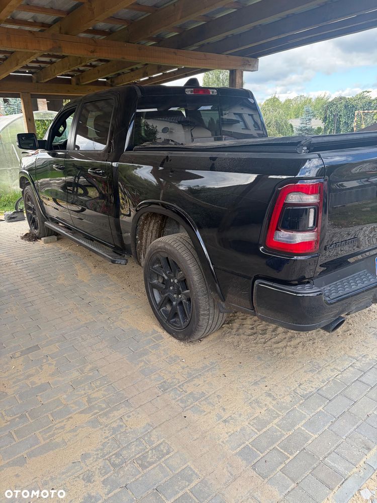 RAM 1500 5.7 Crew Cab Laramie - 2