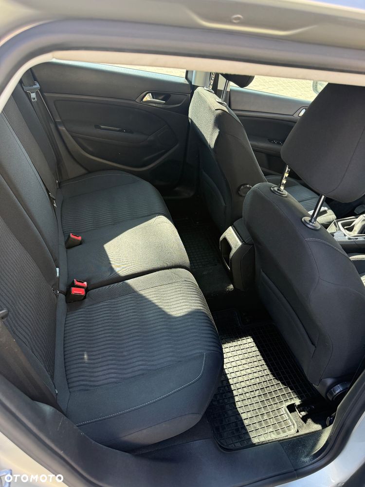 Peugeot 308 - 5