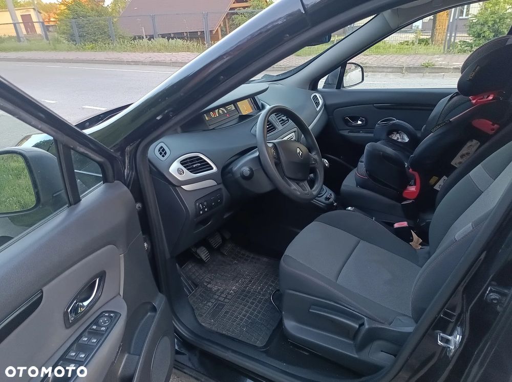 Renault Scenic - 5