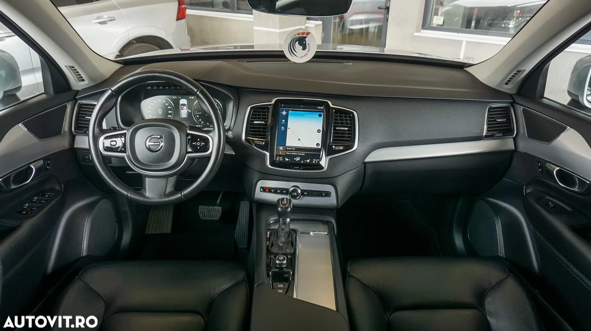 Volvo XC 90 D5 AWD Geartronic RDesign - 9