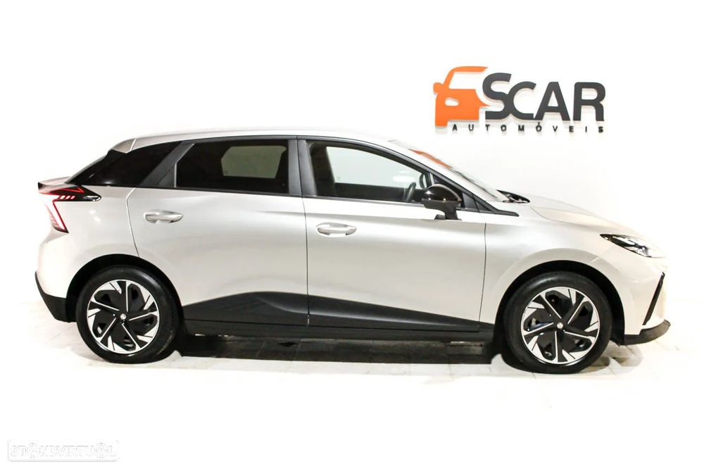 MG MG4 64 kWh Comfort - 5