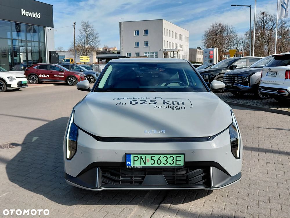 Kia EV4 81.4kWh Business Line - 8