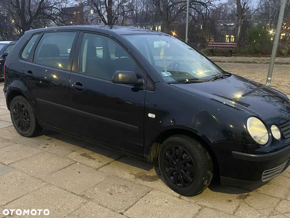 Volkswagen Polo - 2