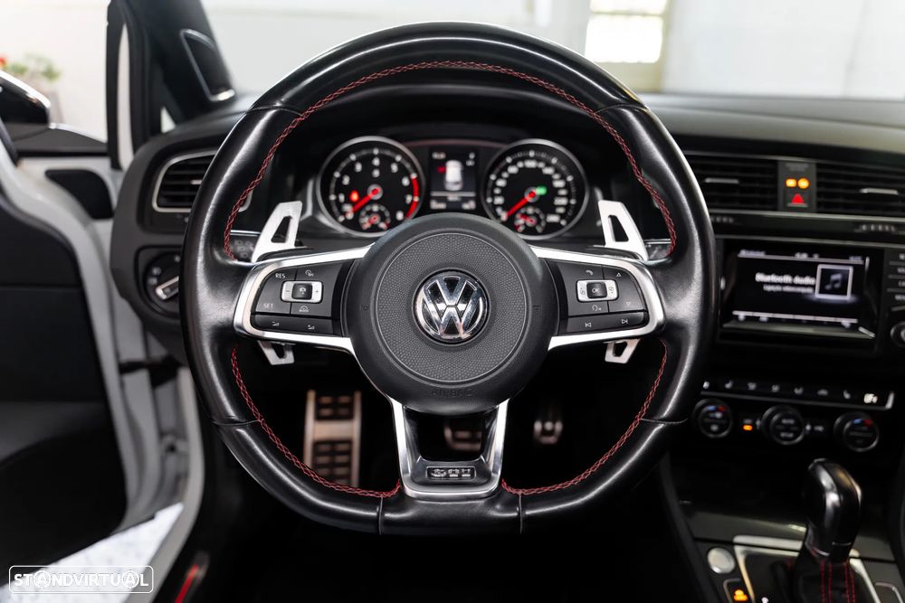 VW Golf GTI Performance BlueMotion DSG - 13