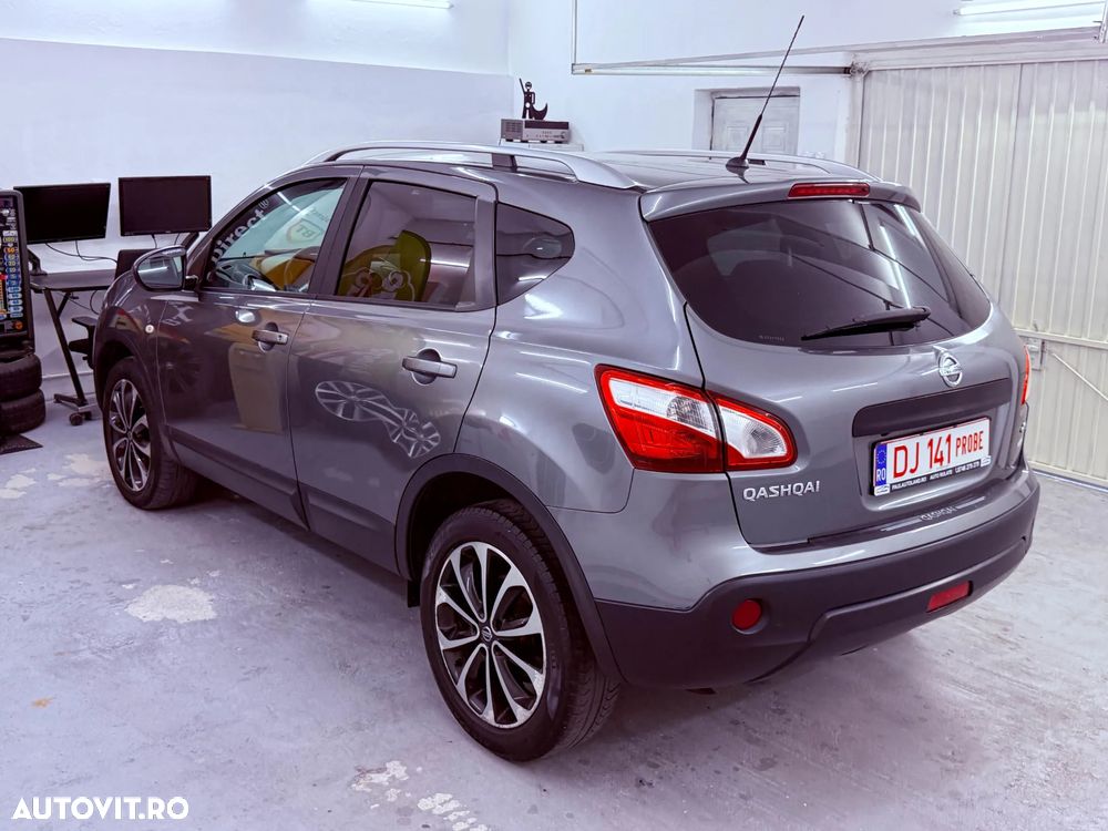 Nissan Qashqai 2.0 DCI 4 x 4 DPF tekna - 4
