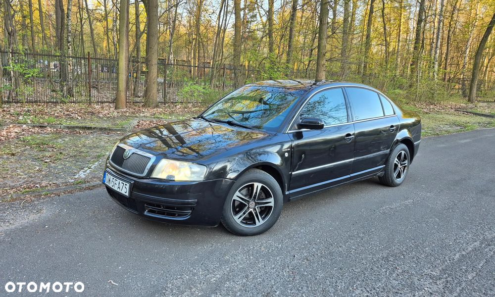 Skoda Superb 1.9 TDI Prestige Plus - 1