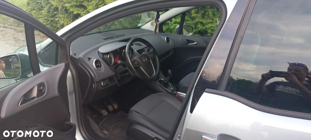 Opel Meriva 1.4 T Cosmo - 10