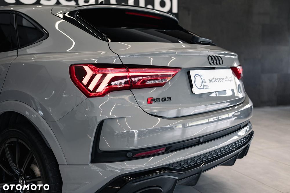 Audi RS Q3 Sportback - 37