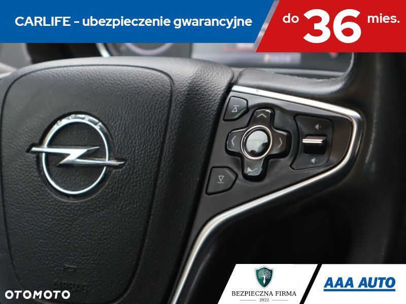 Opel Insignia - 19