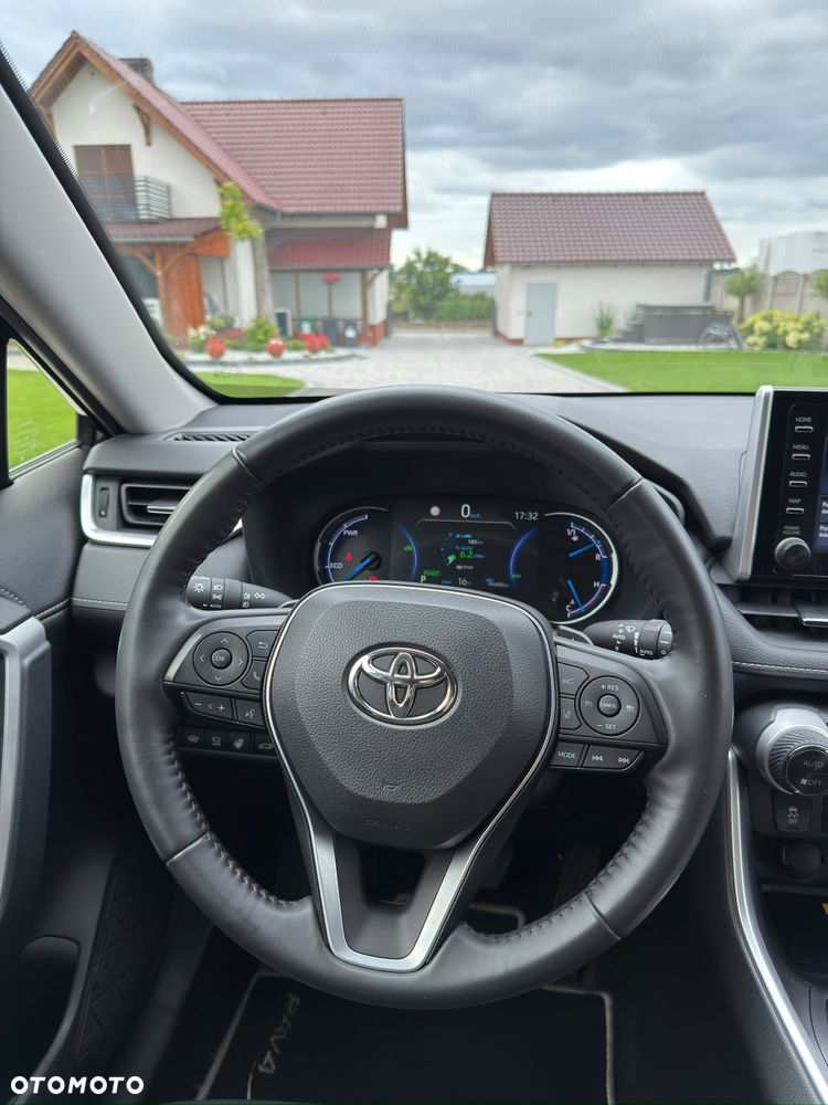 Toyota RAV4 - 10