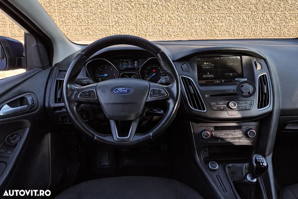 Ford Focus - 6