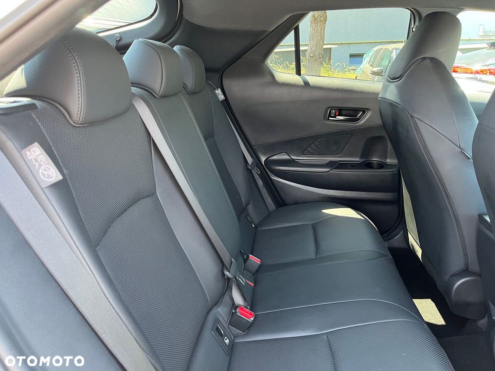 Toyota C-HR - 30