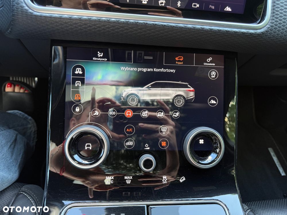Land Rover Range Rover Velar D300 Dynamic SE - 15