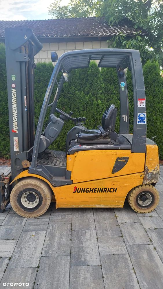 Jungheinrich EFG 425K - 2