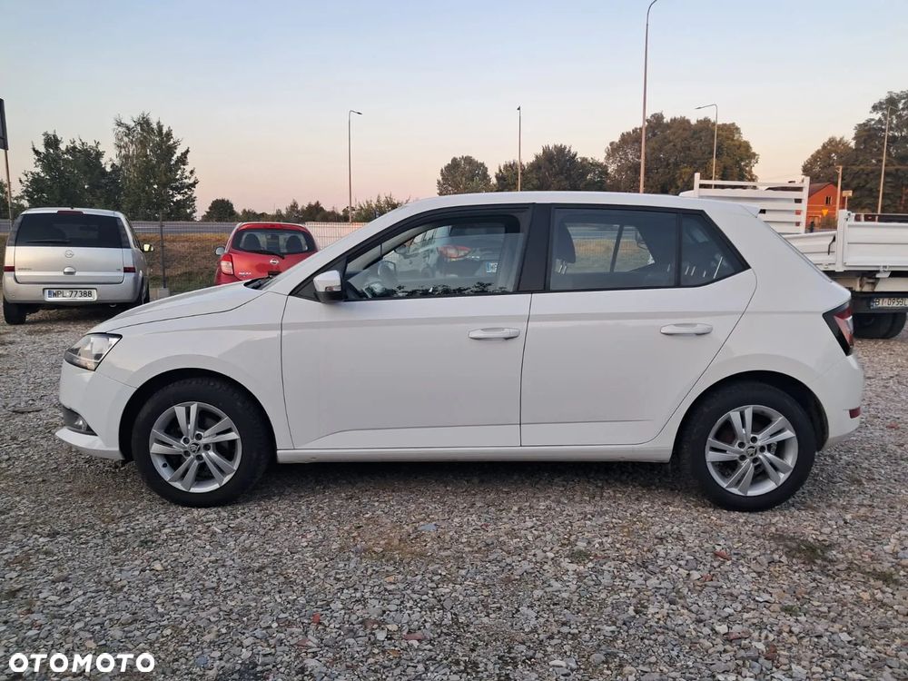 Skoda Fabia - 23