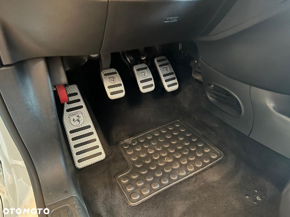 Abarth 595 - 17