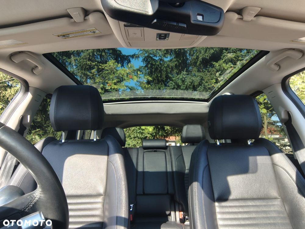 Land Rover Discovery Sport P250 SE - 14