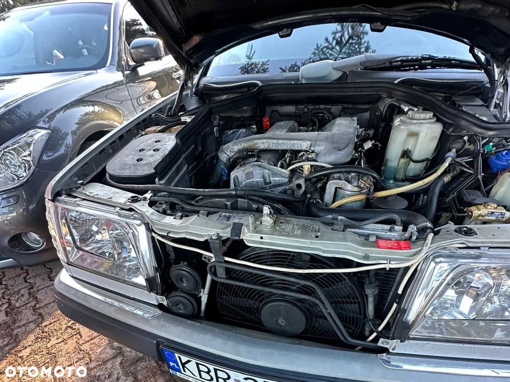 Mercedes-Benz W124 (1984-1993) - 18